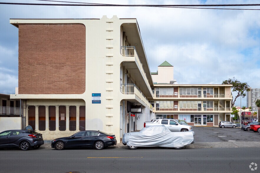 2065 S King St, Honolulu, HI à louer - Photo du bâtiment - Image 3 de 6