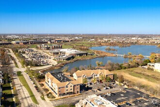 2300 Chestnut Ave, Glenview, IL - Aérien  Vue de la carte