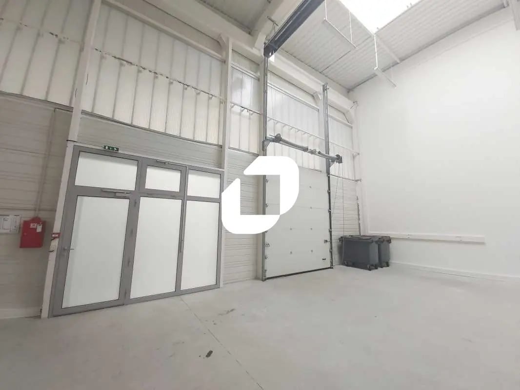 8-10 Rue Salvador Allende, Palaiseau à louer Photo intérieure- Image 1 de 16