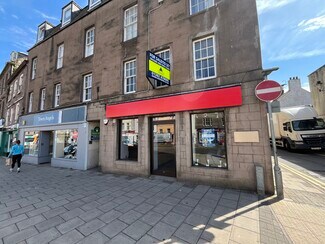 Plus de détails pour 51-55 High St, Montrose - Commerce de détail à louer