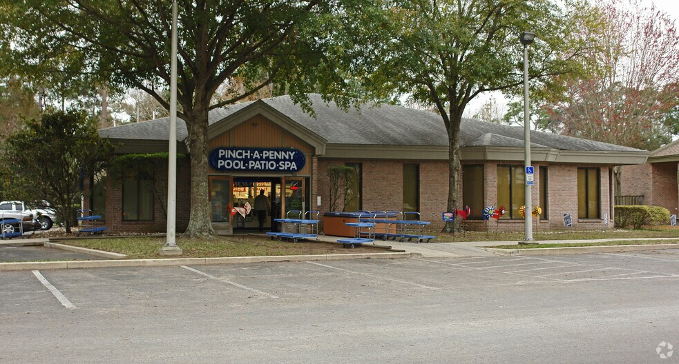 502 Wells Rd, Orange Park, FL à louer - Photo du bâtiment - Image 2 de 29