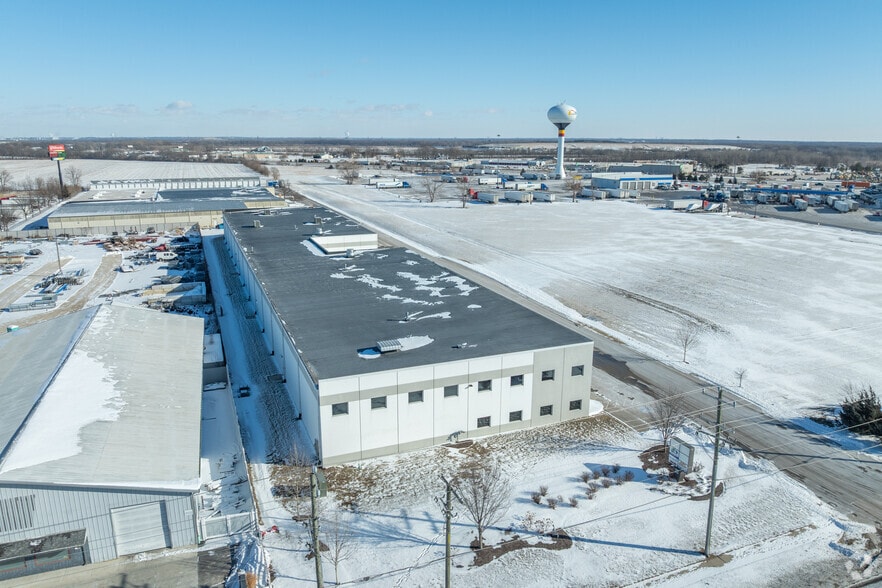 3707 N Division St, Morris, IL à louer - Photo du bâtiment - Image 2 de 3