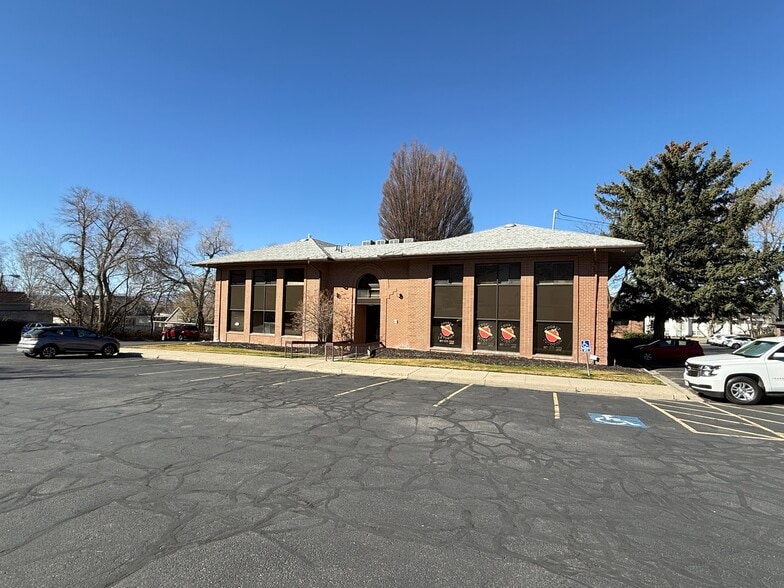 4527 S 2300 E, Salt Lake City, UT à louer - Photo du bâtiment - Image 2 de 6