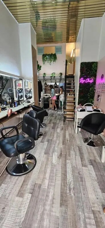 Retail in Nice for sale Interior Photo- Image 1 of 5