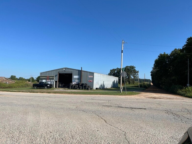 22920 Oklahoma 20 Hwy, Jay, OK for sale - Primary Photo - Image 1 of 5