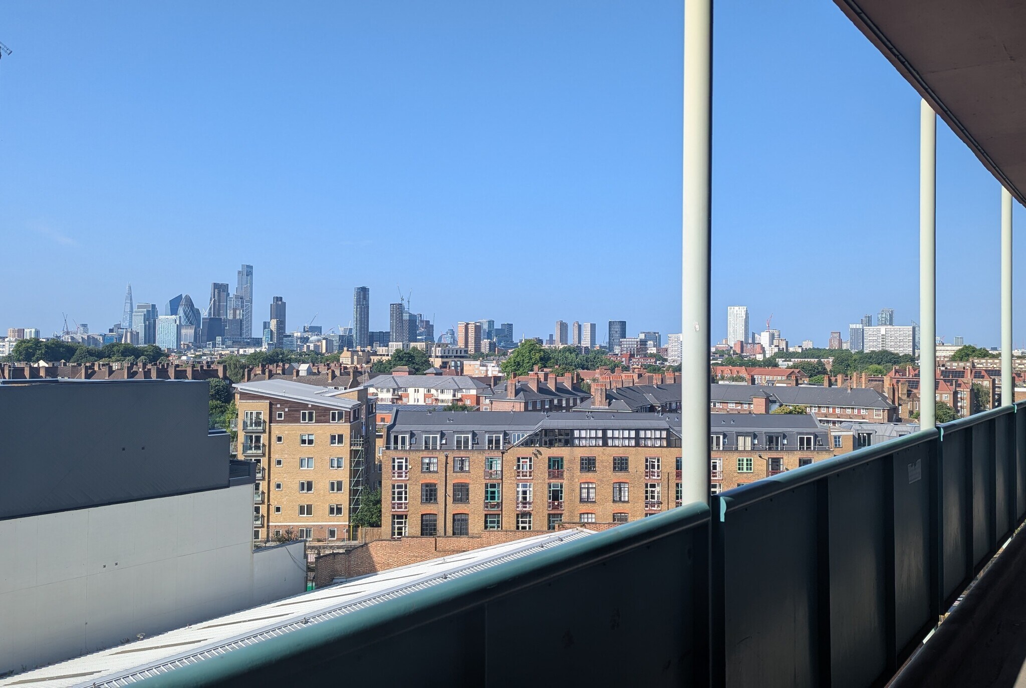 8 Andrews Rd, London for lease Primary Photo- Image 1 of 12