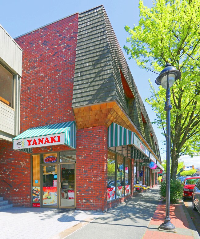 Plus de détails pour 1441-1449 Marine Dr, West Vancouver, BC - Commerce de détail à louer