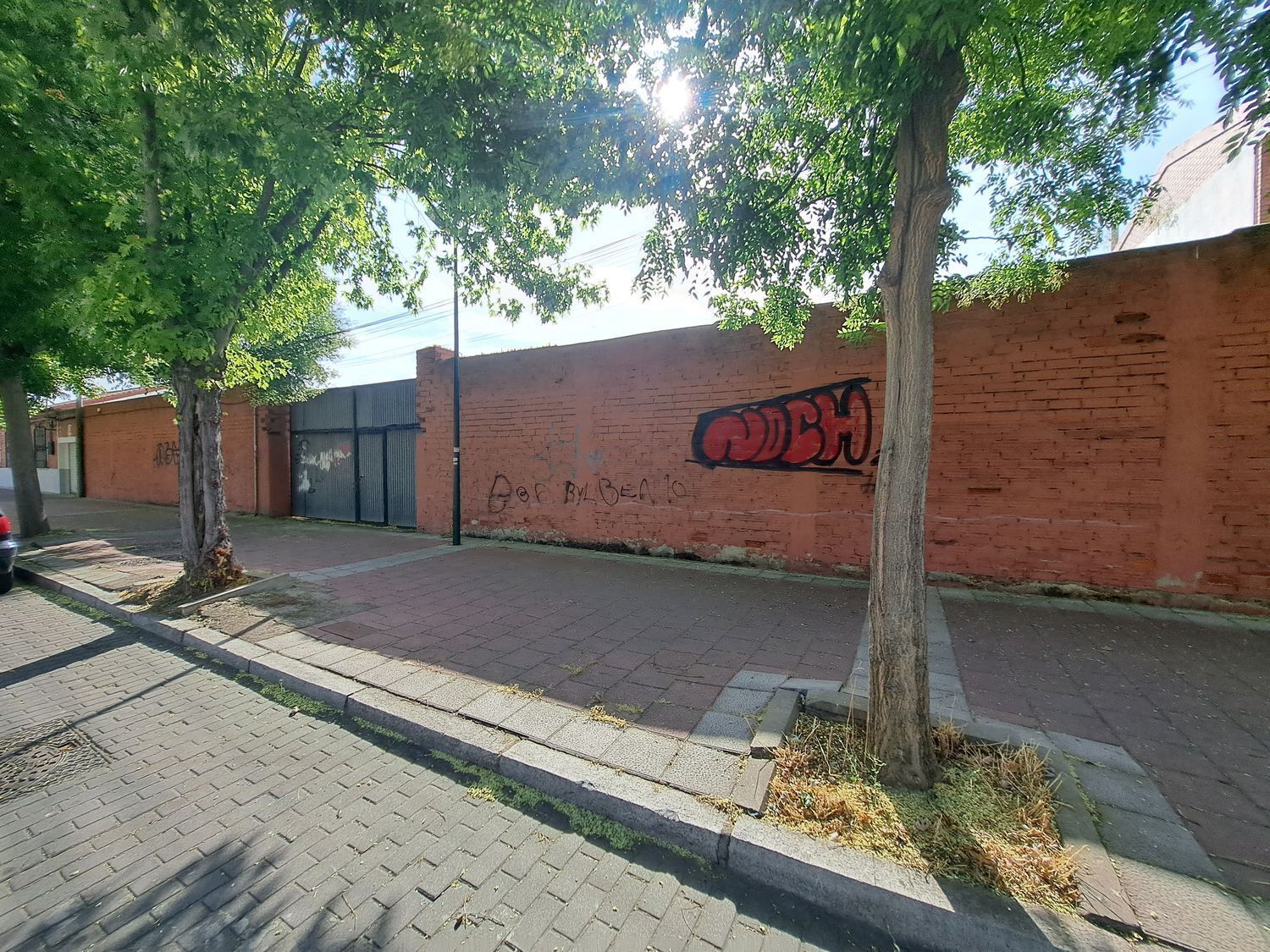 Aran, 26, Valladolid, Valladolid for sale Building Photo- Image 1 of 14