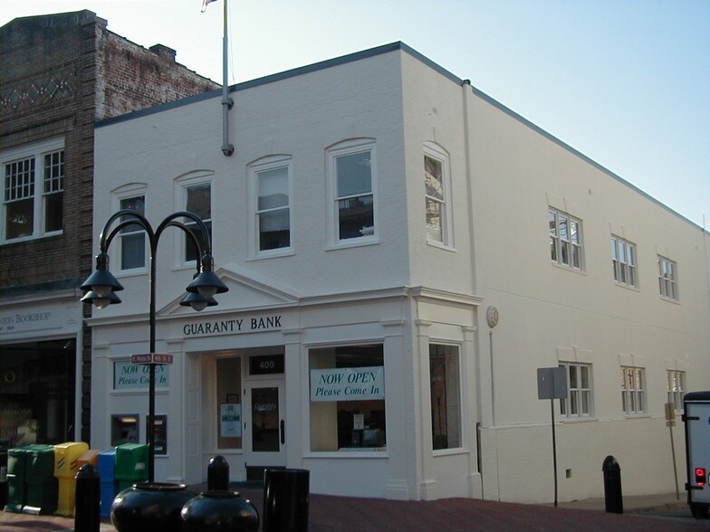 400 E Main St, Charlottesville, VA à louer - Photo du bâtiment - Image 2 de 5