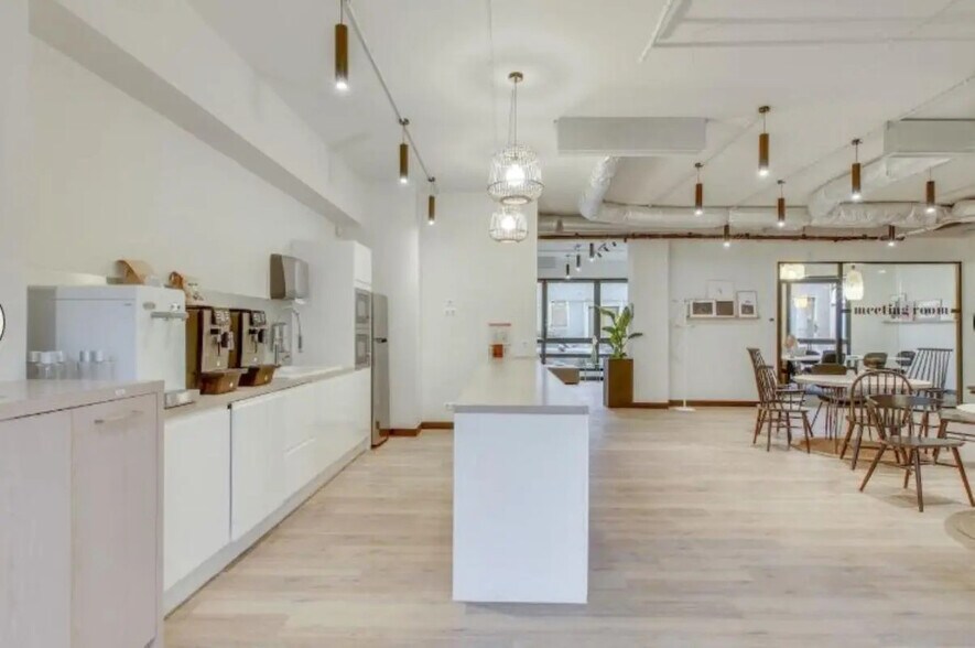 Bureau dans Boulogne-Billancourt à vendre - Photo du bâtiment - Image 3 de 7