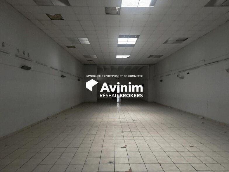 Industrial in Saint-Denis for lease - Interior Photo - Image 1 of 2