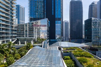 98 SE 7th St, Miami, FL - Aerial  map view