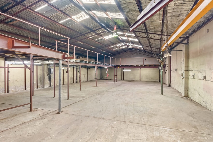 26 Boola Ave, Yennora for sale - Interior Photo - Image 3 of 12