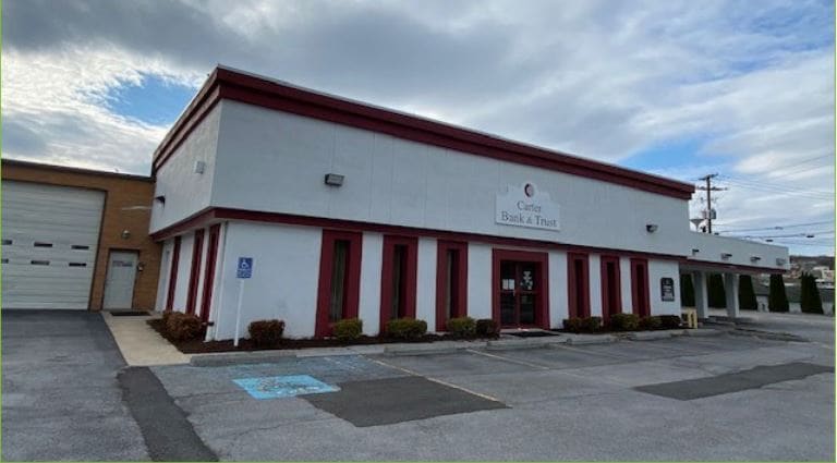 2191 Fincastle Tpke, Tazewell, VA for lease - Primary Photo - Image 1 of 1