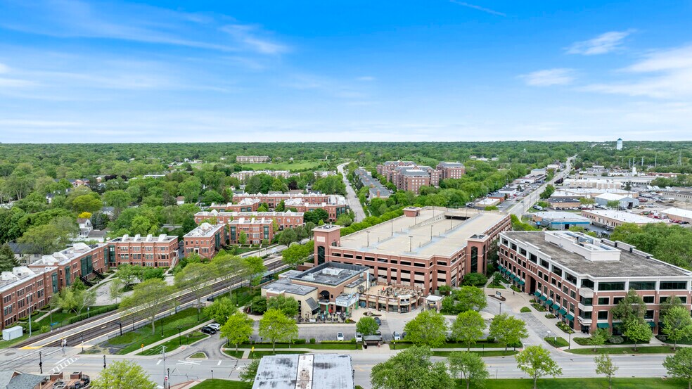 180 N Smith St, Palatine, IL à vendre - Aérien - Image 2 de 6