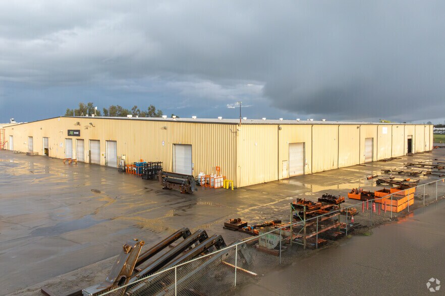 1775 Park St, Selma, CA for sale - Building Photo - Image 2 of 4