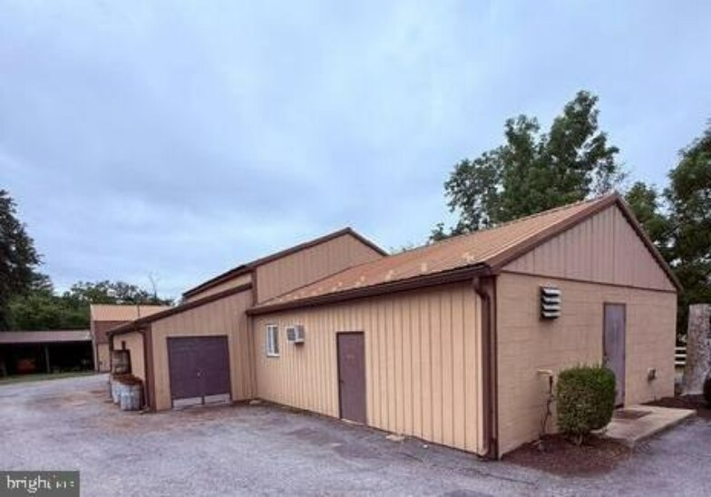10125 Mountain Rd, Orrstown, PA à vendre - Photo du bâtiment - Image 2 de 8
