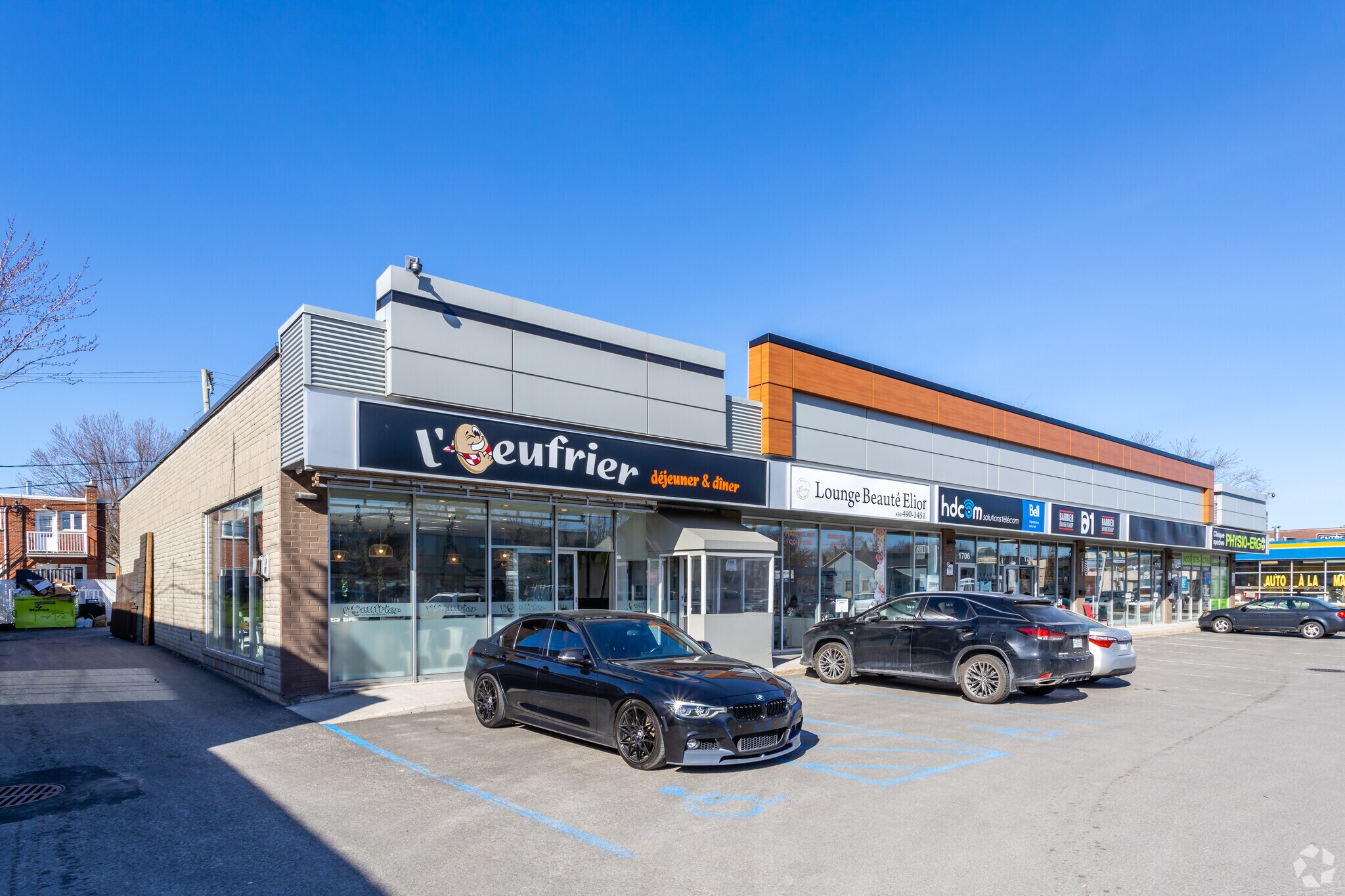 1702-1714 Boul Des Laurentides, Laval, QC for sale Primary Photo- Image 1 of 1