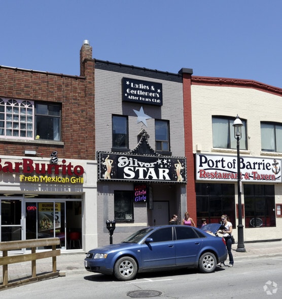 18-22 Dunlop St W, Barrie, ON for lease - Building Photo - Image 3 of 4