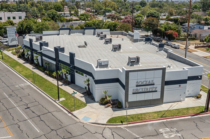 1420 W Olive Ave, Burbank, CA à vendre - Photo du bâtiment - Image 3 de 13