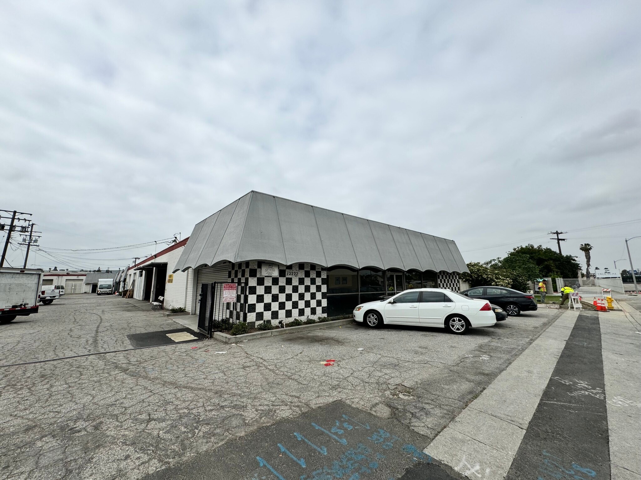 12222-12228 Garvey Ave, El Monte, CA à vendre Photo du bâtiment- Image 1 de 1