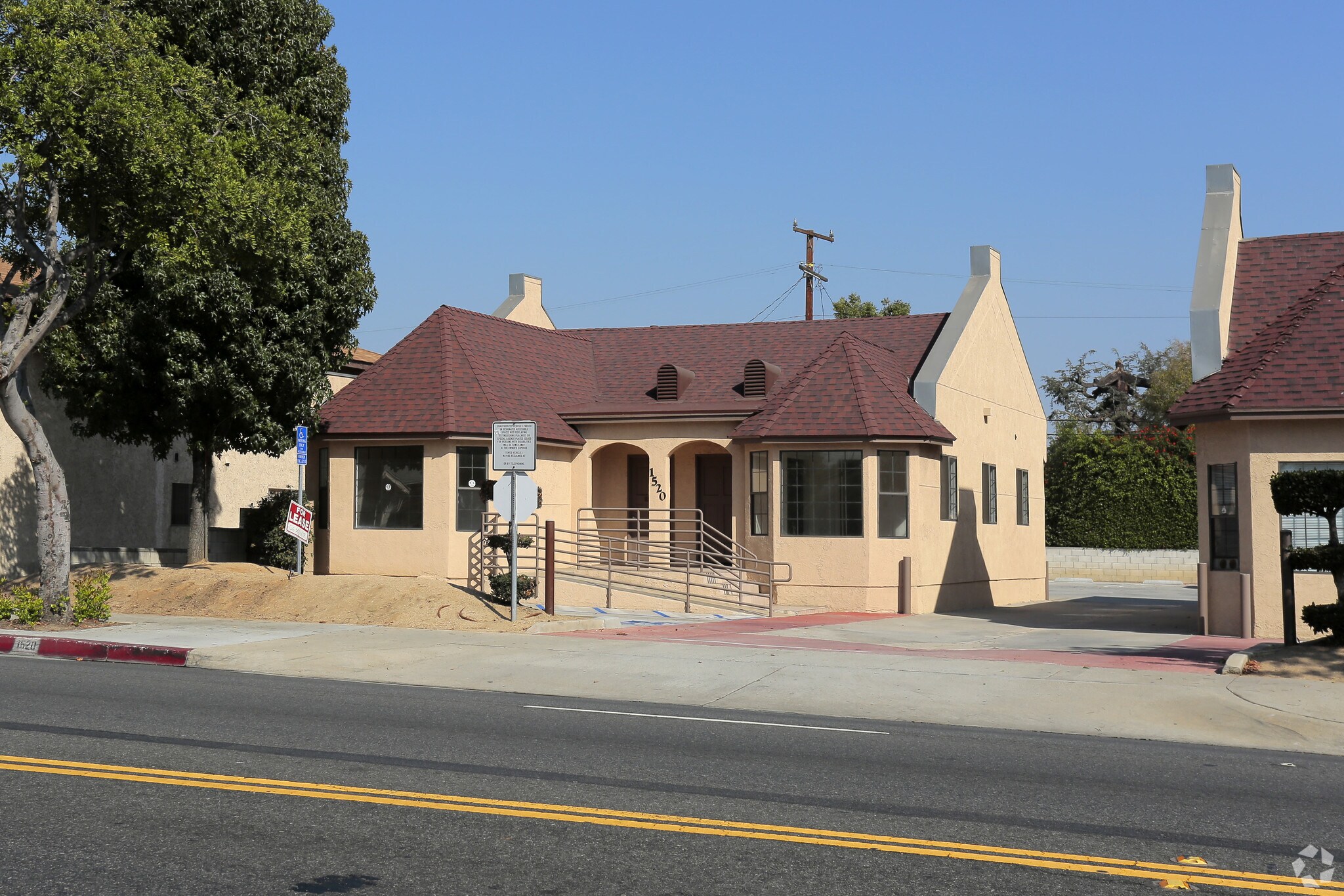 1520 S Garfield Ave, Alhambra, CA à louer Photo principale- Image 1 de 6