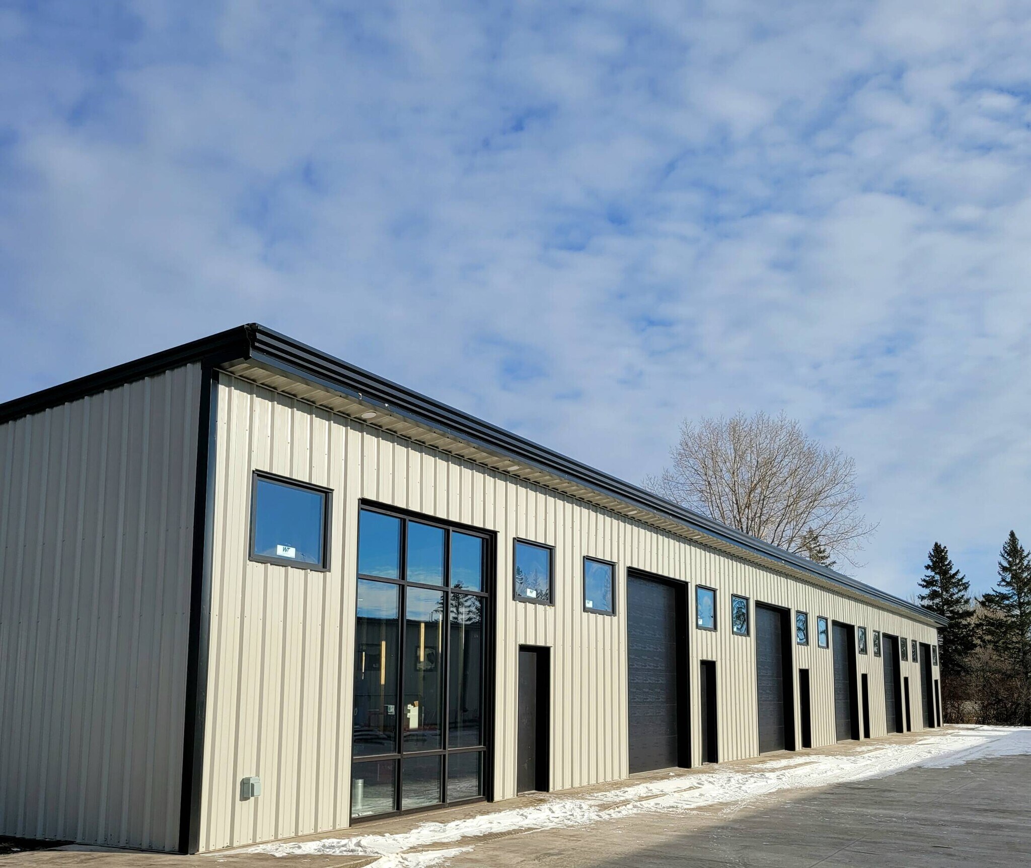 2975 Heartland Dr, Grand Forks, ND à louer Photo principale- Image 1 de 32