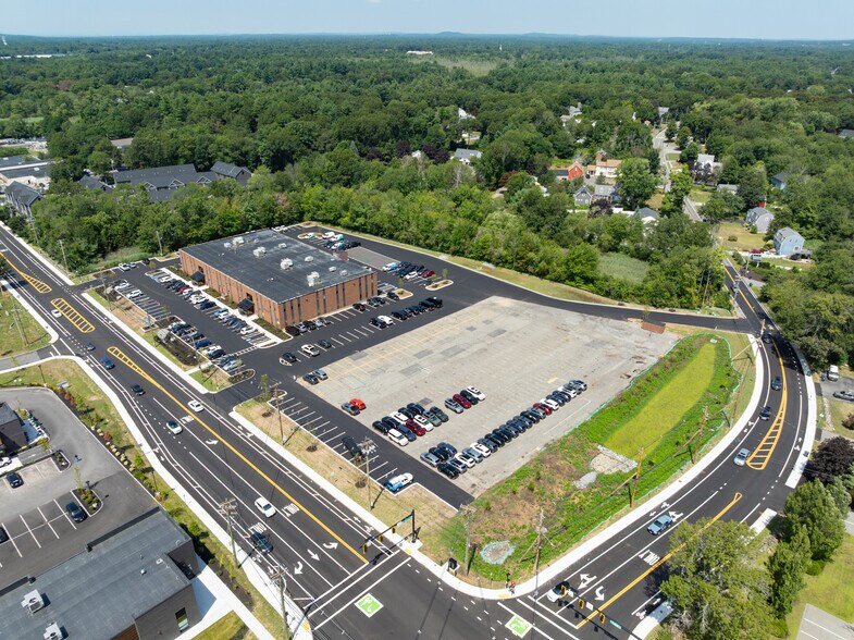 226 Lowell St, Wilmington, MA for sale - Building Photo - Image 1 of 4