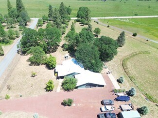 Plus de détails pour 27971 Soldier Mountain Rd, Fall River Mills, CA - Terrain à vendre