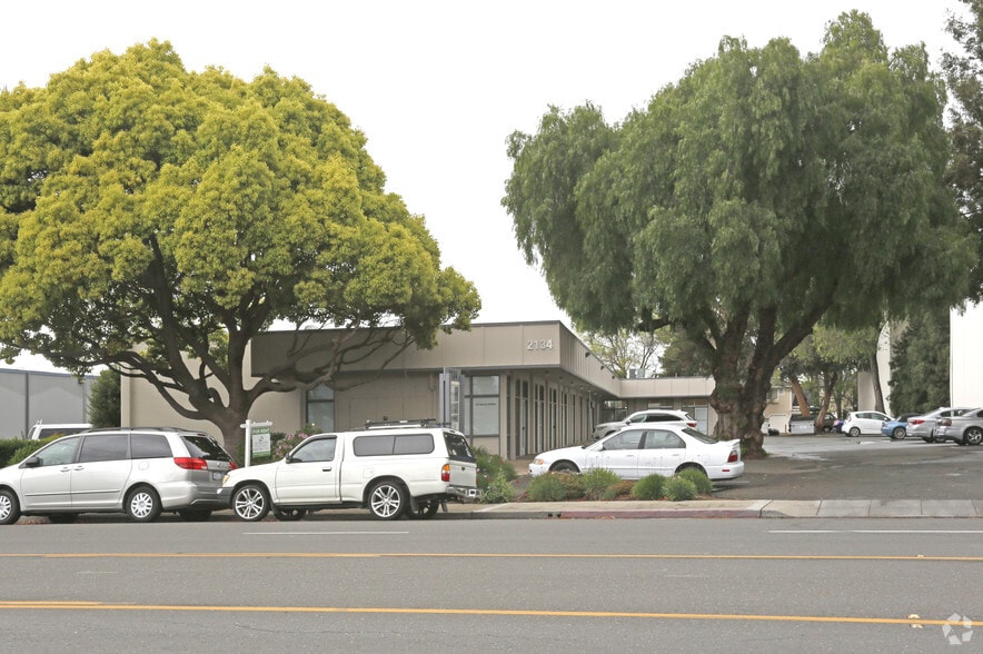 2134 Old Middlefield Way, Mountain View, CA for lease - Building Photo - Image 3 of 5