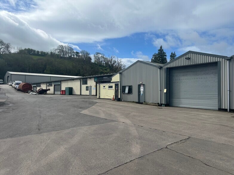 Wells Rd, Glastonbury à louer - Photo du bâtiment - Image 2 de 20