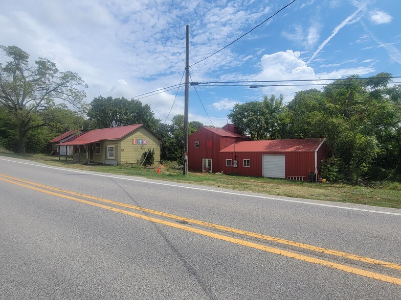 21664 US-62, Eureka Springs, AR à vendre - Photo du b timent - Image 3 de 22