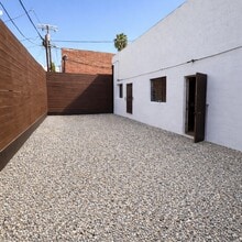 635 N Western Ave, Los Angeles, CA for lease Interior Photo- Image 2 of 3