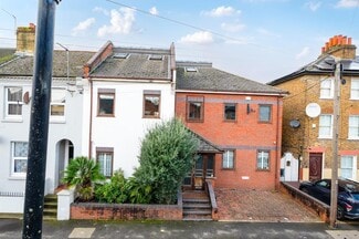 More details for 89 Park St, Slough - Office for Sale