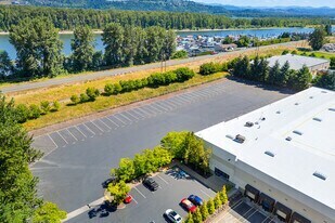 Plus de détails pour 18225 NE Riverside Pky, Portland, OR - Industriel à louer