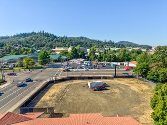 Plus de détails pour 328 NE Winchester St, Roseburg, OR - Terrain à vendre