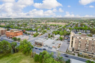 701 14th St NW, Calgary, AB - AERIAL map view