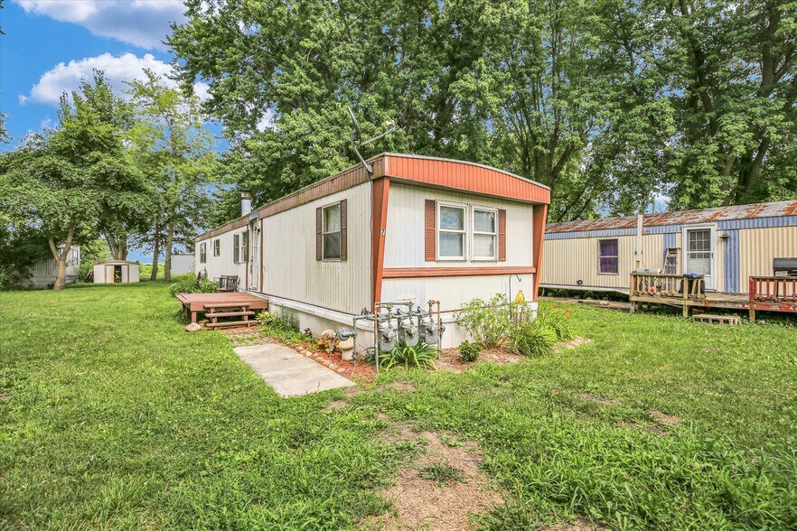 224 N Poplar St, Ludlow, IL à vendre - Photo du bâtiment - Image 2 de 22