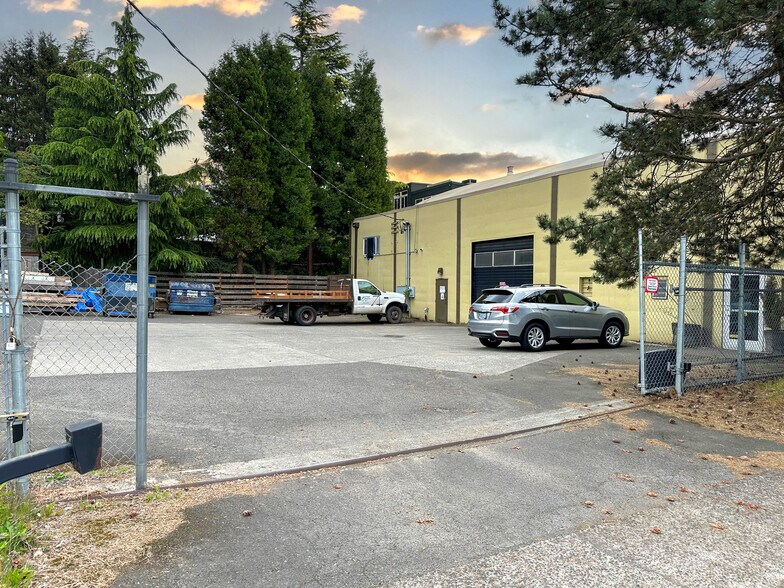 4444 SE 27th Ave, Portland, OR à vendre - Photo du bâtiment - Image 2 de 7