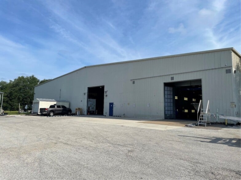 205 Commercial Dr, Saint Augustine, FL for sale - Building Photo - Image 2 of 18
