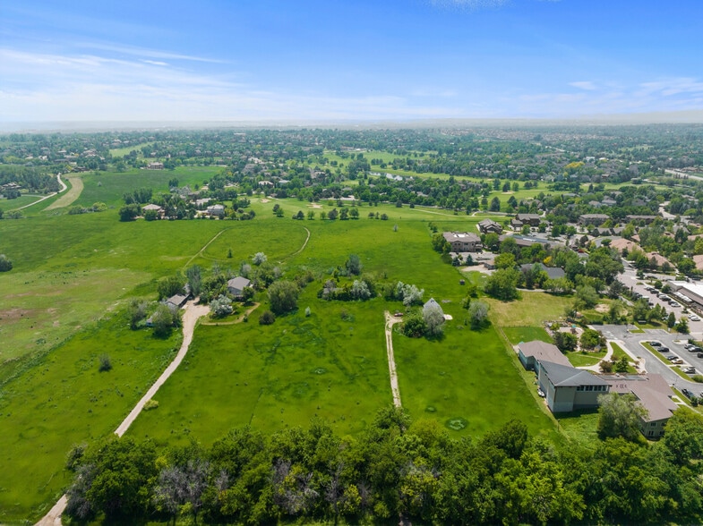 9776 Arapahoe Rd, Lafayette, CO à vendre - Photo du bâtiment - Image 3 de 4