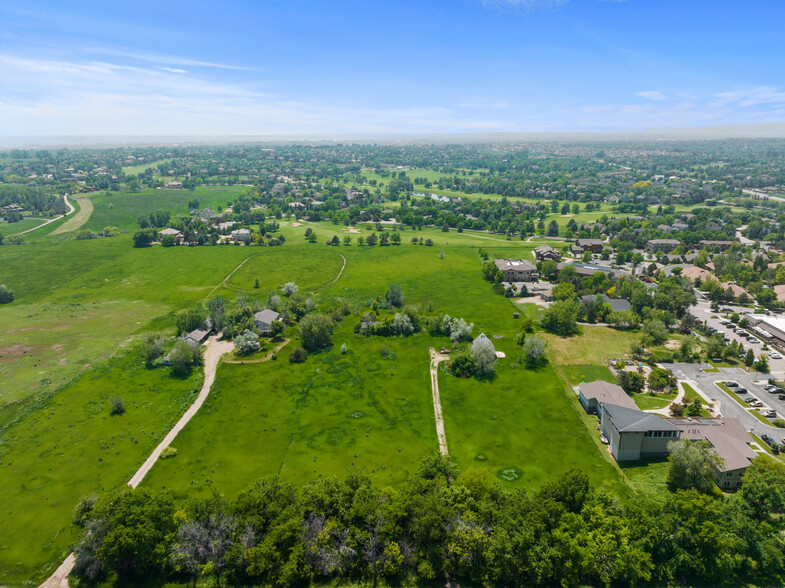 9776 Arapahoe Rd, Lafayette, CO à vendre - Photo du bâtiment - Image 3 de 4