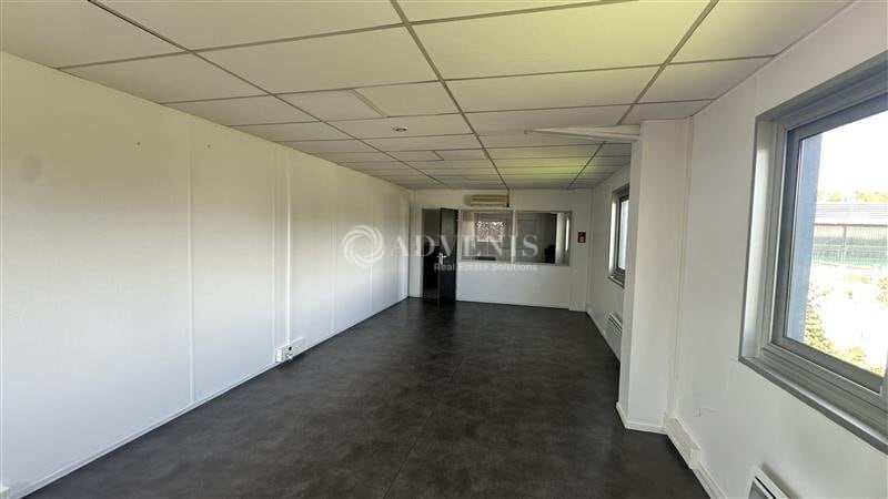 Bureau dans Neuilly-Plaisance à louer - Photo intérieure - Image 3 de 8