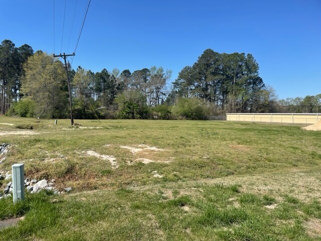 203 NC 581 Hwy S, Goldsboro, NC à vendre - Photo du bâtiment - Image 2 de 13