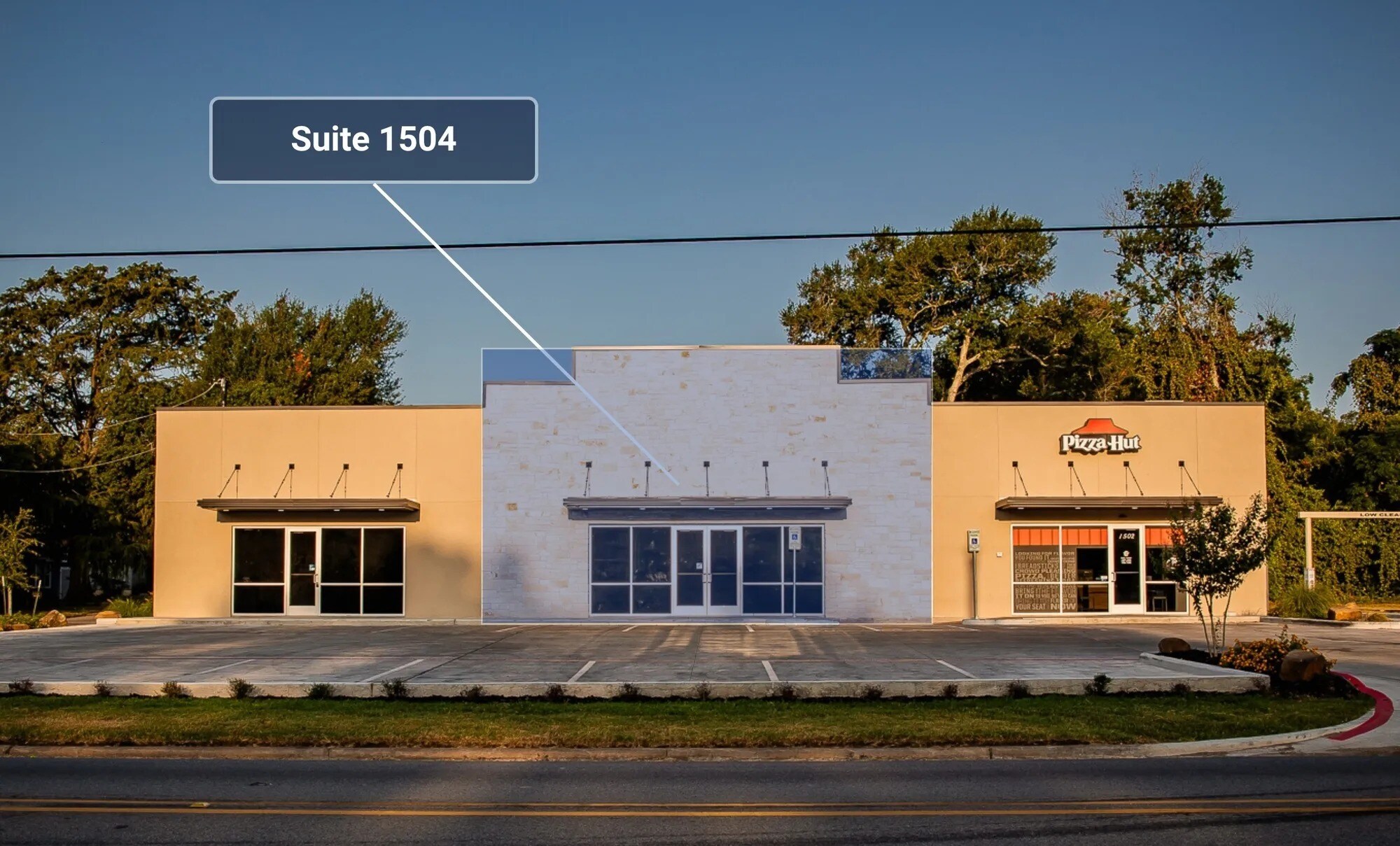 1504 S Day St, Brenham, TX for lease Building Photo- Image 1 of 10