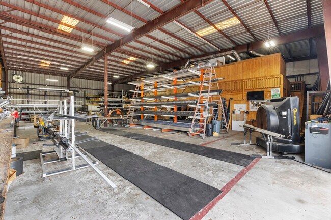 Plus de détails pour 705 N 39th St, Fort Pierce, FL - Industriel à vendre