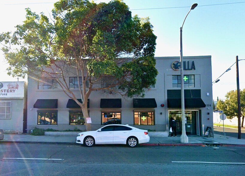 4324 W Jefferson Blvd, Los Angeles, CA à louer - Photo du bâtiment - Image 2 de 8