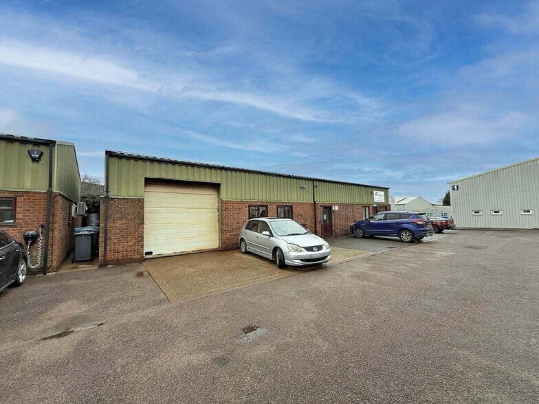 15 Riverside Vw, Wickham Market à vendre - Photo du bâtiment - Image 3 de 18