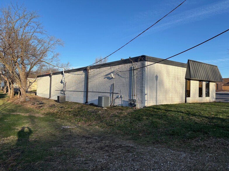 8230-8238 Robinson St, Overland Park, KS à vendre - Photo du bâtiment - Image 2 de 15
