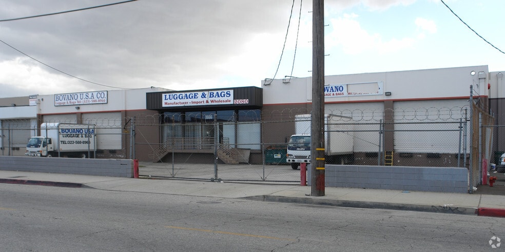 2080 E 25th St, Vernon, CA for lease - Primary Photo - Image 1 of 3